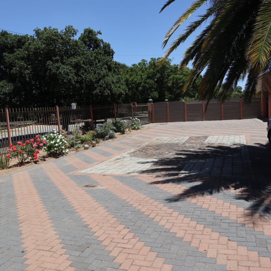 3 Bedroom Property for Sale in Flamingo Park Free State